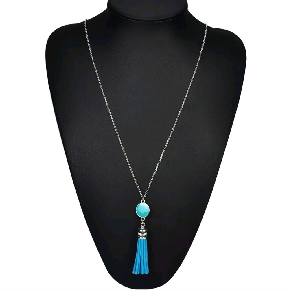 ❇️Dainty tassel necklace❇️